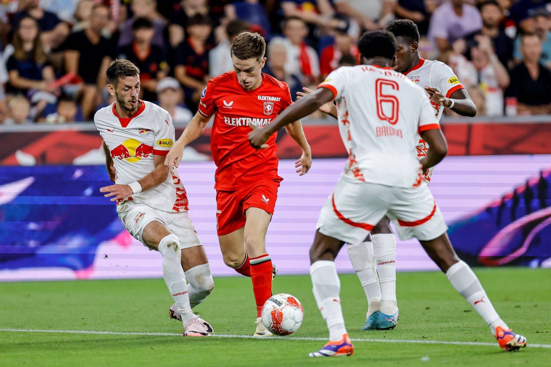 中凭借扎实 中凭借扎实